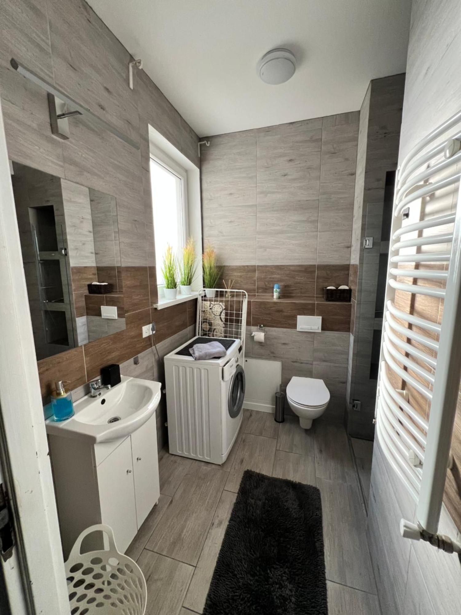 Apartamenty Cieplicka 20A Jelenia Góra Esterno foto