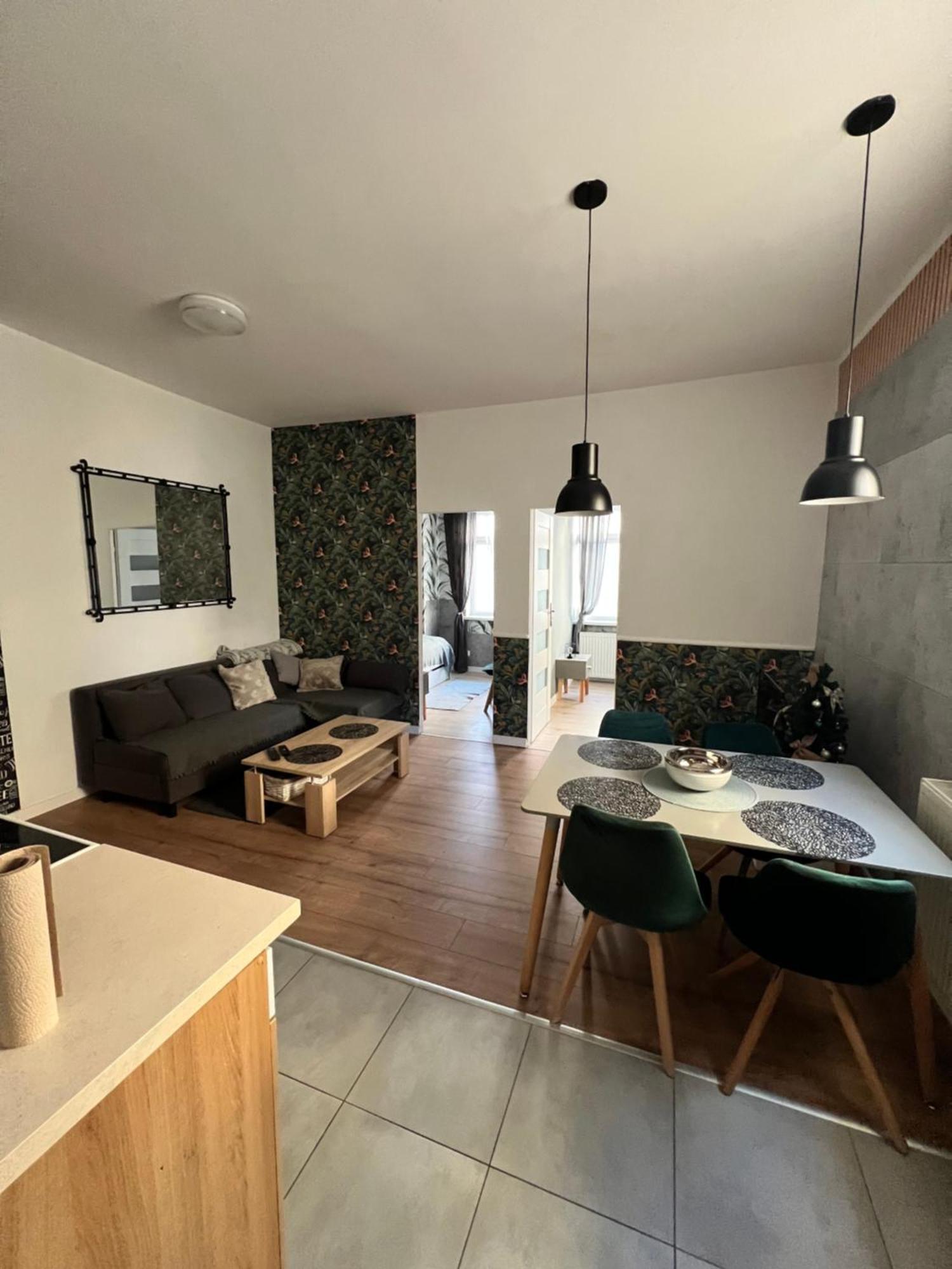 Apartamenty Cieplicka 20A Jelenia Góra Esterno foto