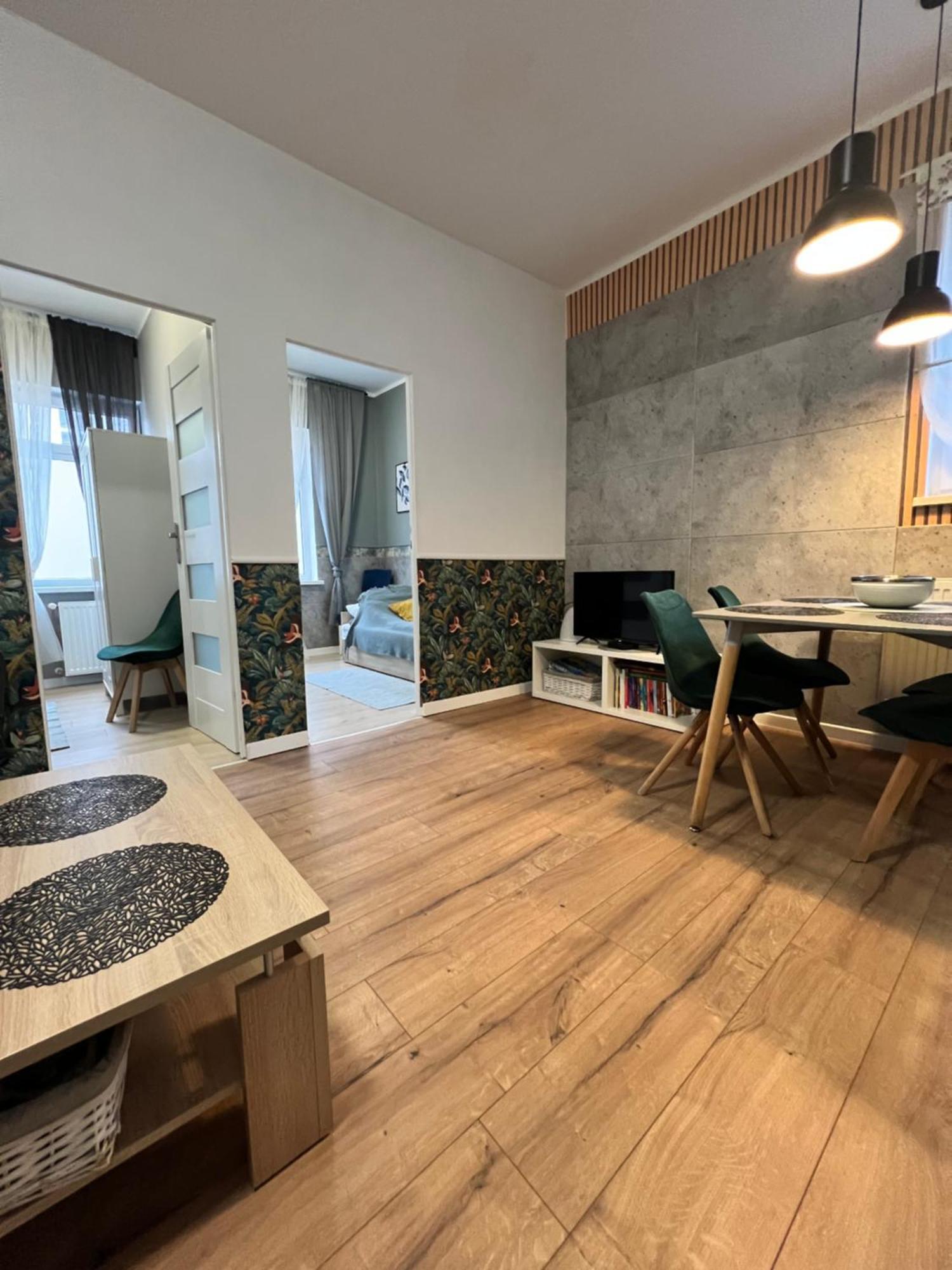 Apartamenty Cieplicka 20A Jelenia Góra Esterno foto